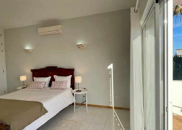 Nicola By Check-in Portugal